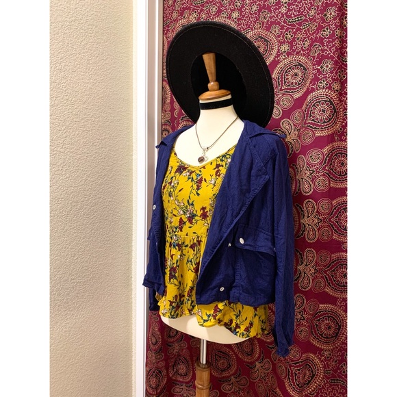 π Beautiful modern jacket - Picture 10 of 11